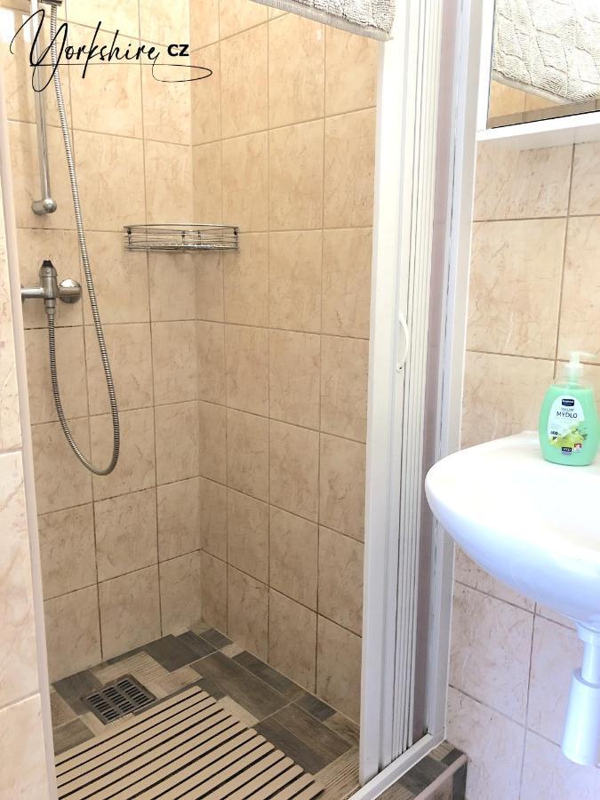 Apartment Yorkshire Bujanov Eksteriør bilde