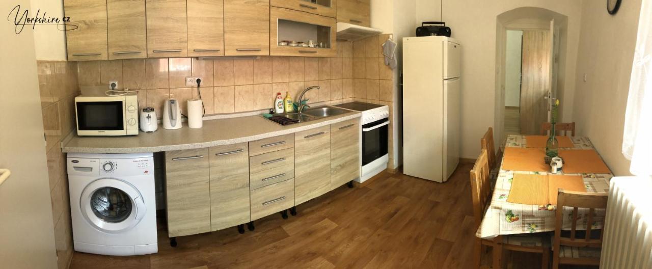 Apartment Yorkshire Bujanov Eksteriør bilde